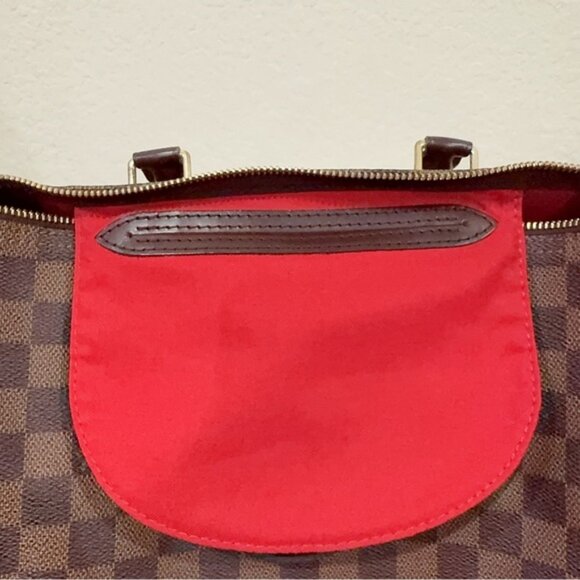 Preowned Authentic Vintage Louis Vuitton Speedy 30 Damier Ebene 2006 - Picture 9 of 16